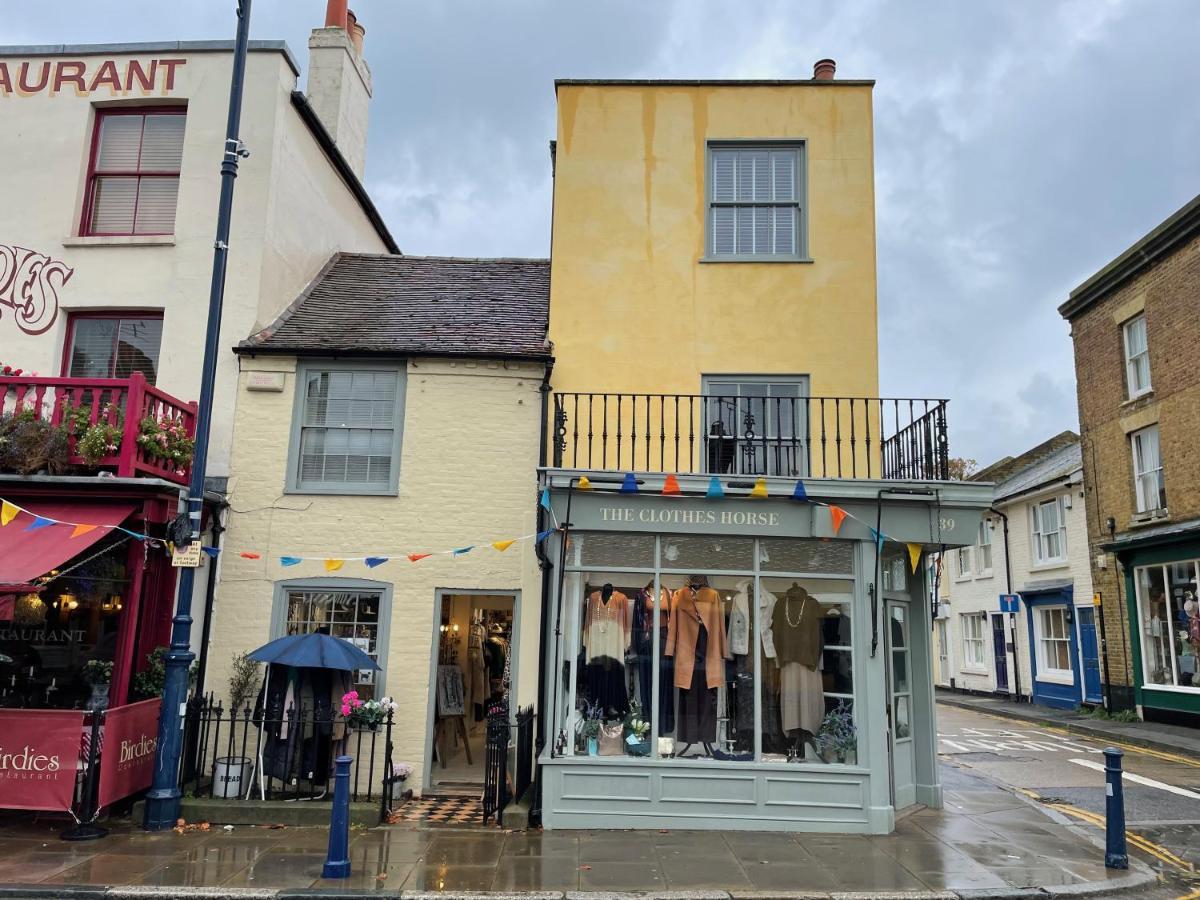 Fabulous Apartment Seconds From Beach By Whitstable-Holidays, Pudding Pan Exteriör bild